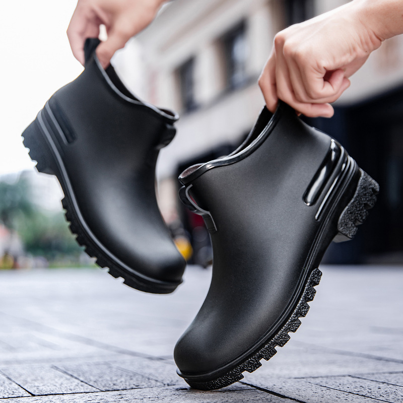 Pipe Bending Spring - Couple's Short-Tube Non-Slip Plastic Rain Boots,